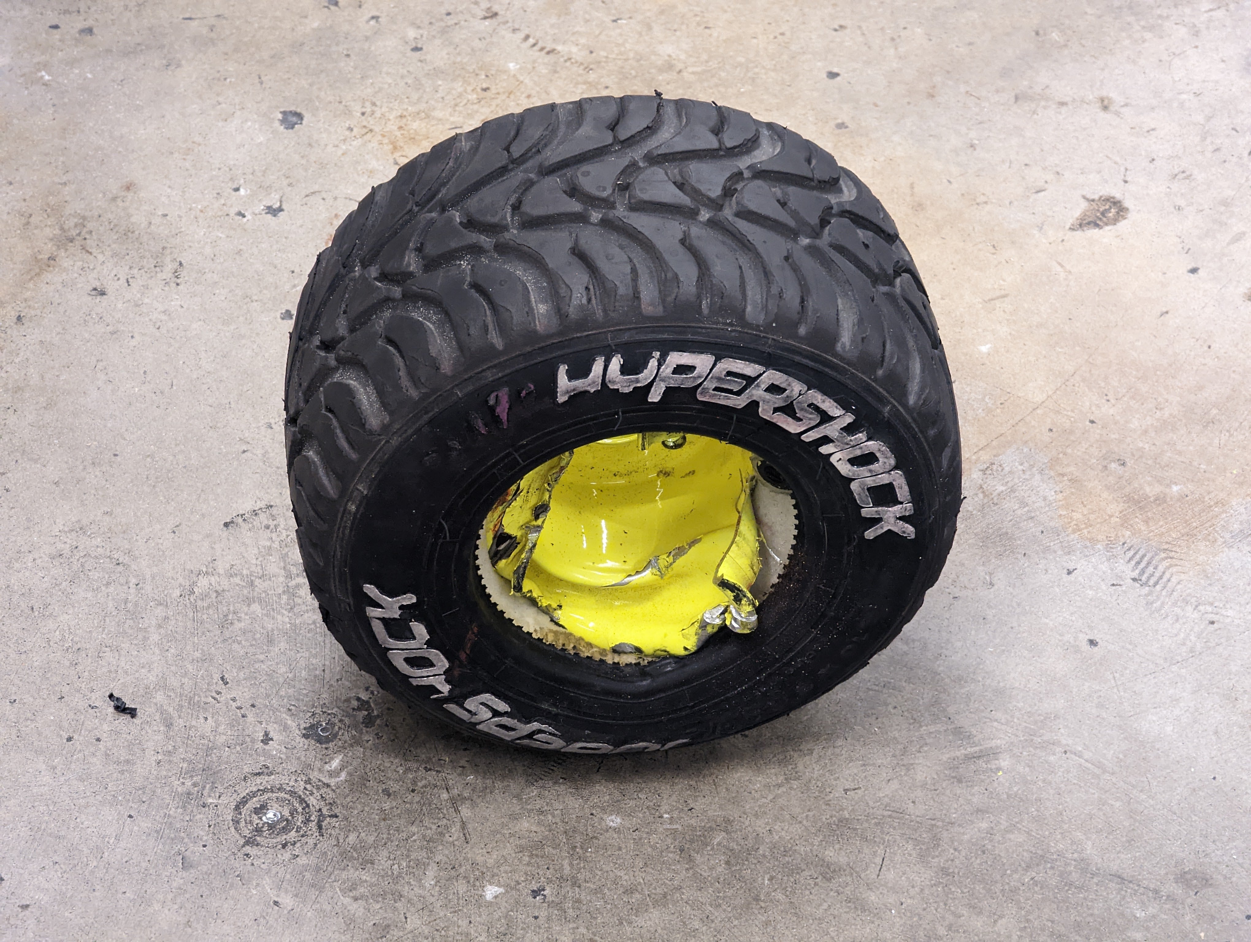 Bot Parts | HyperShock Battle-Damaged Tire